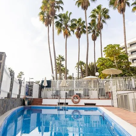Maspalomas Oasis San Bartolome de Tirajana (Gran Canaria)